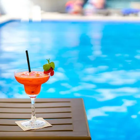 Jupiter Algarve - & 波尔蒂芒