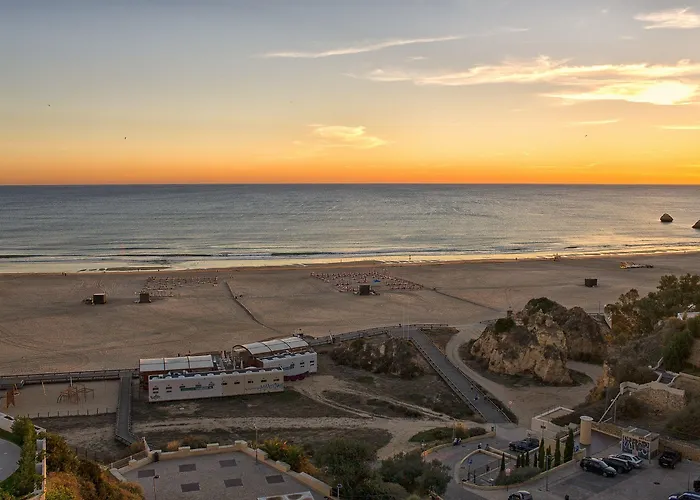 Jupiter Algarve - & فندق